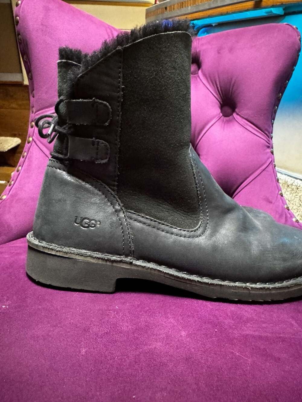 Ugg Naiyah Black Leather Shearling Winter Boots Size 8 NWOT
